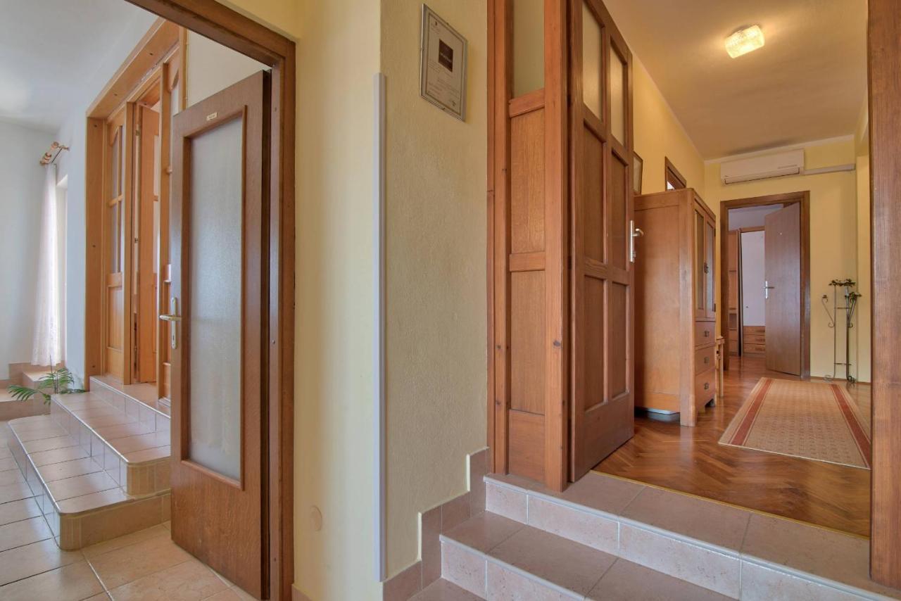 Apartments Tara Медулин Экстерьер фото